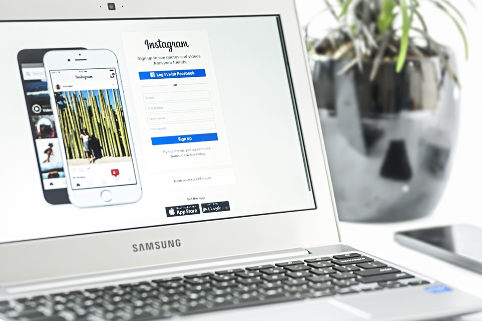 Best Tools to create Instagram Widgets for your Website